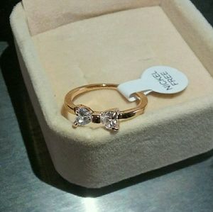 Crystal Bow Heart Cut Clear CZ Ring - US Size: (8)